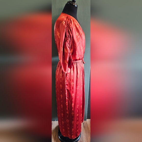 SOLD - Picture 4 of 8